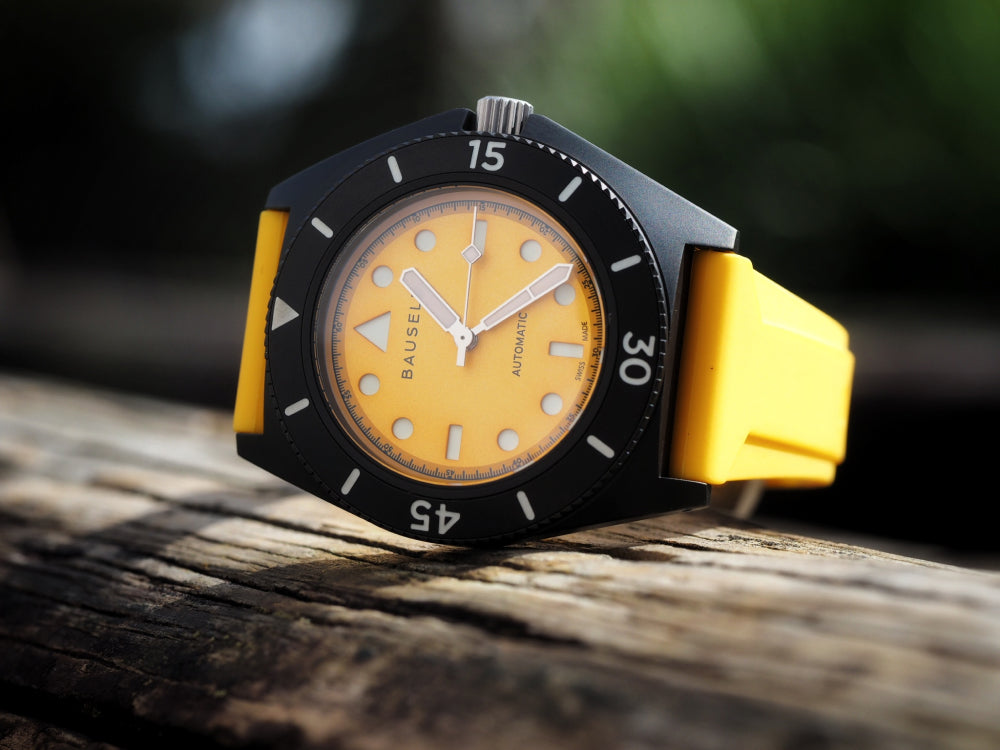 Infinite Sunset Dusk Gold Timepiece With Golden Dial