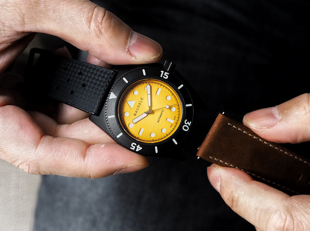 Infinite Sunset Dusk Gold Timepiece With Golden Dial