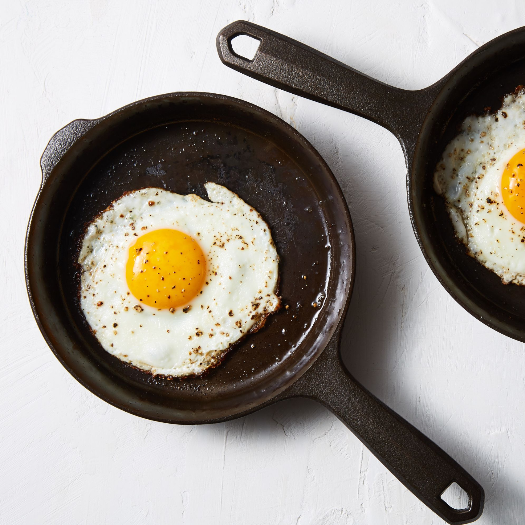 No.4 Cast Iron Skillet by Field Company