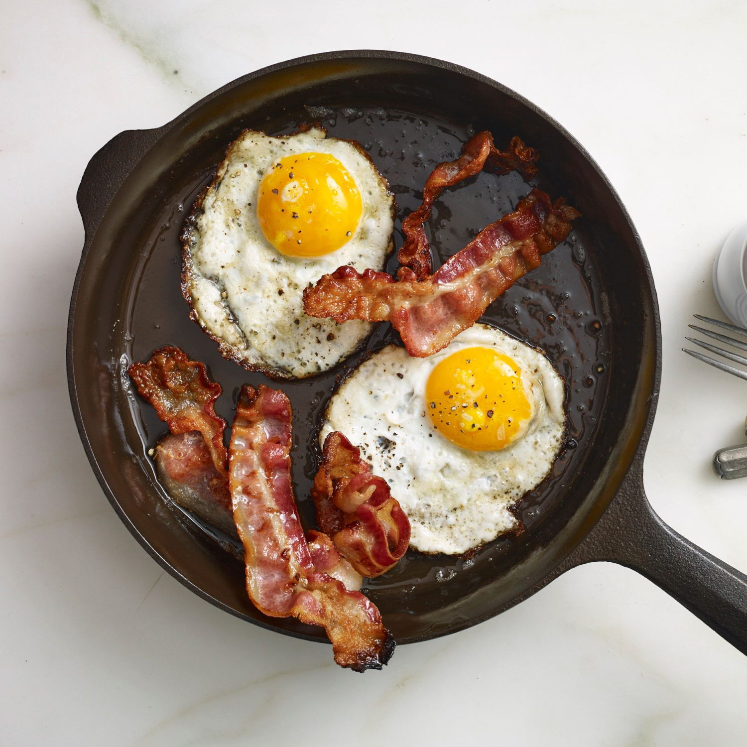 No.8 Cast Iron Skillet by Field Company