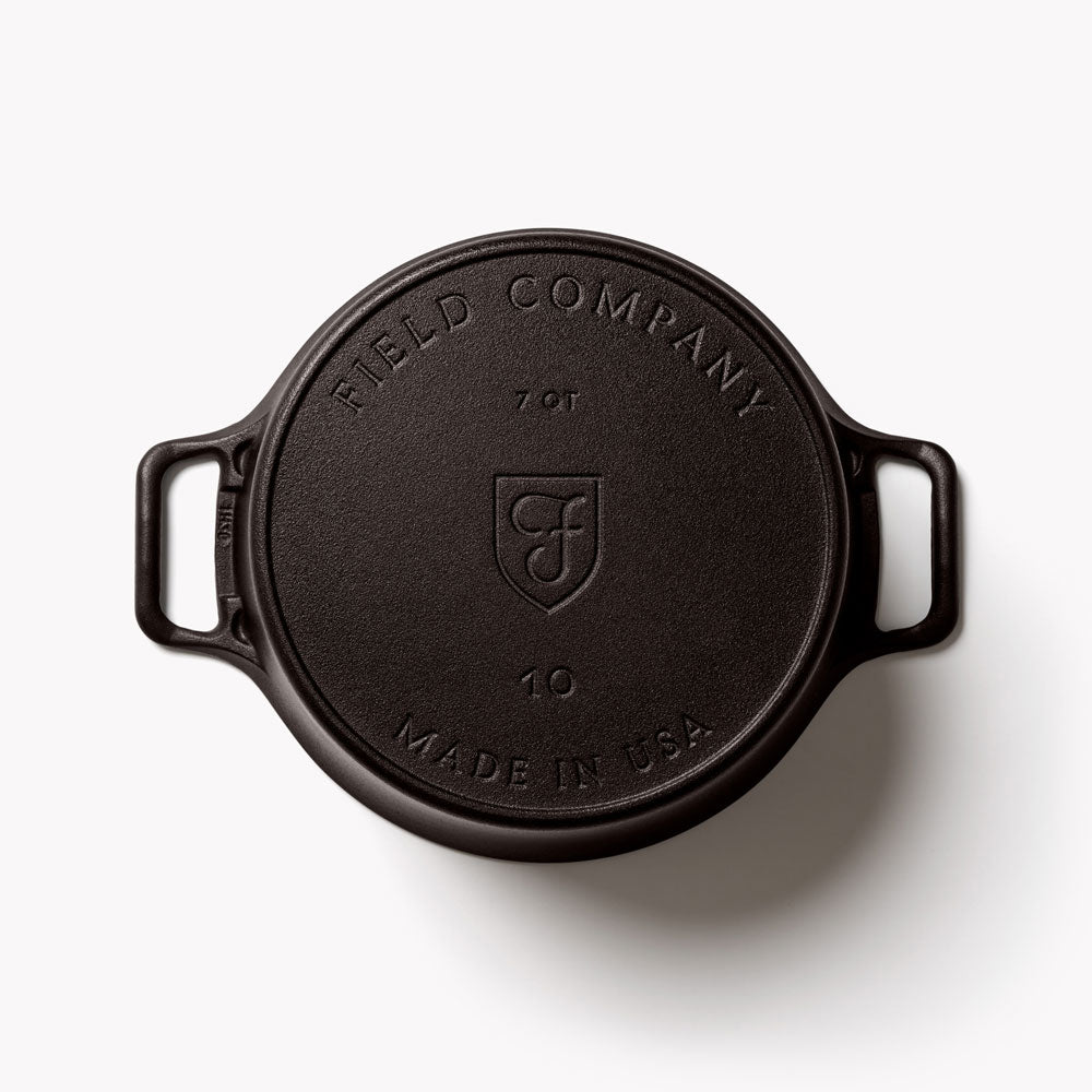No.10 Cast Iron Dutch Oven by Field Company