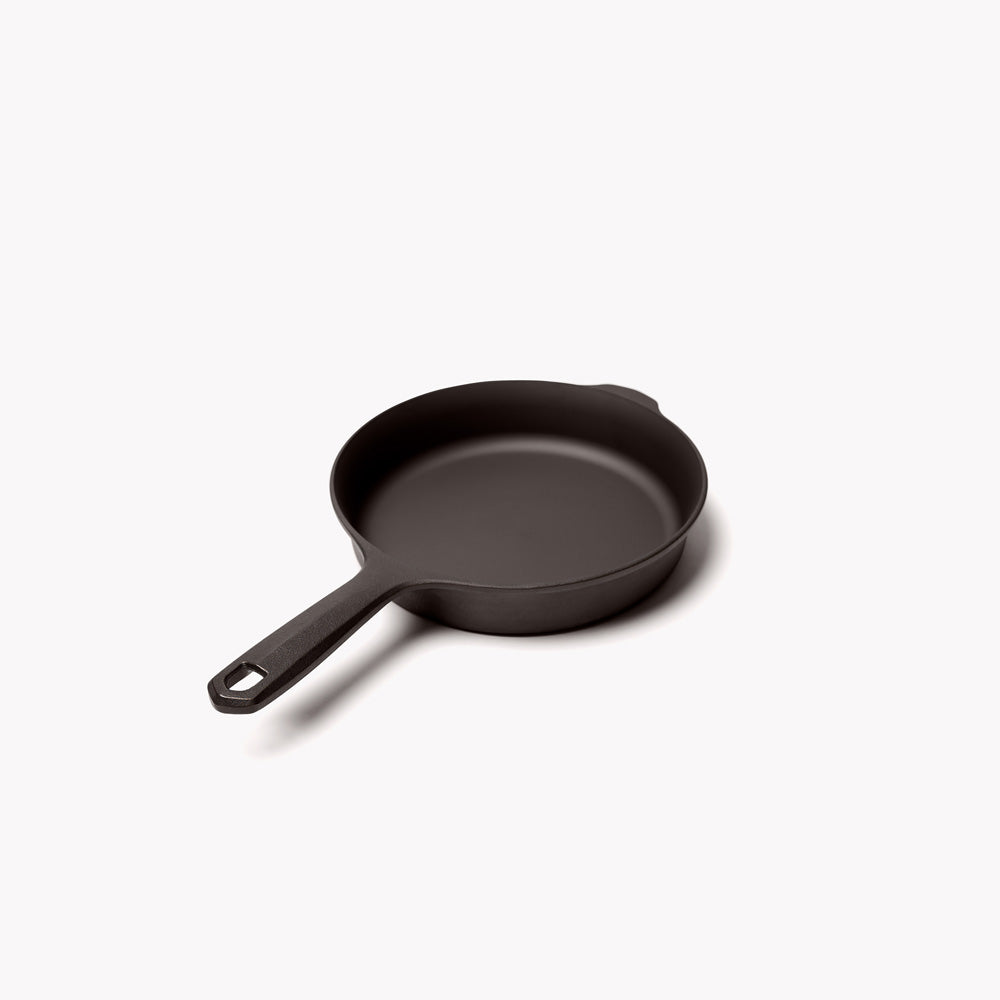 No.4 Cast Iron Skillet by Field Company