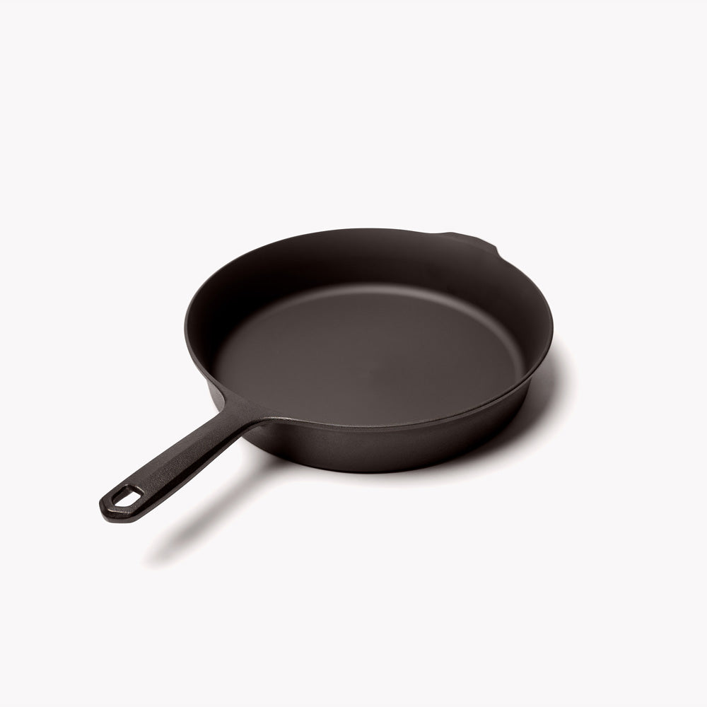 No.8 Cast Iron Skillet by Field Company