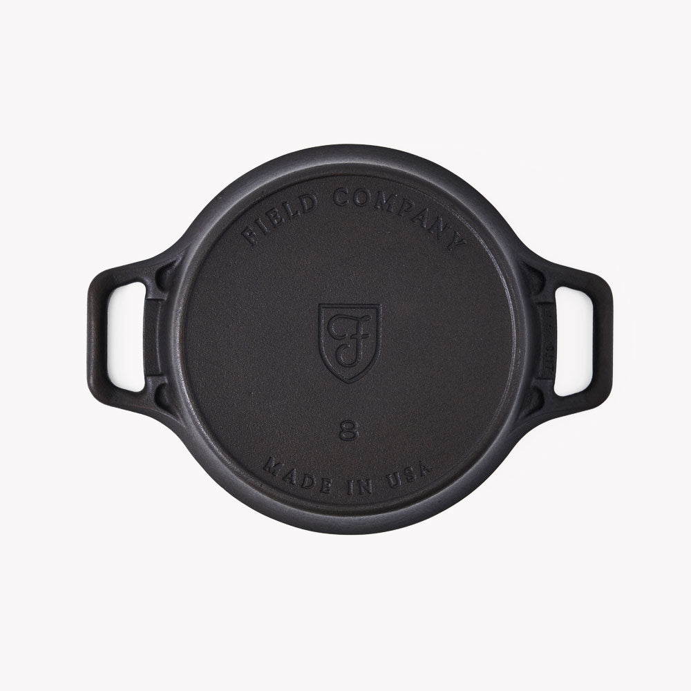 No.8 Cast Iron Dutch Oven by Field Company