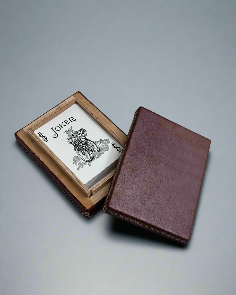 La Reina | Playing Card Box by Bati