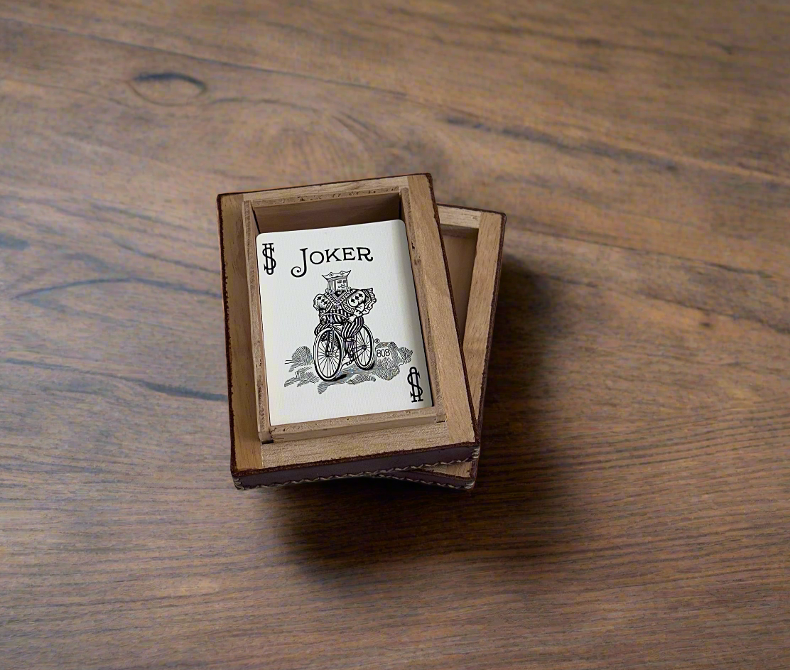 La Reina | Playing Card Box by Bati