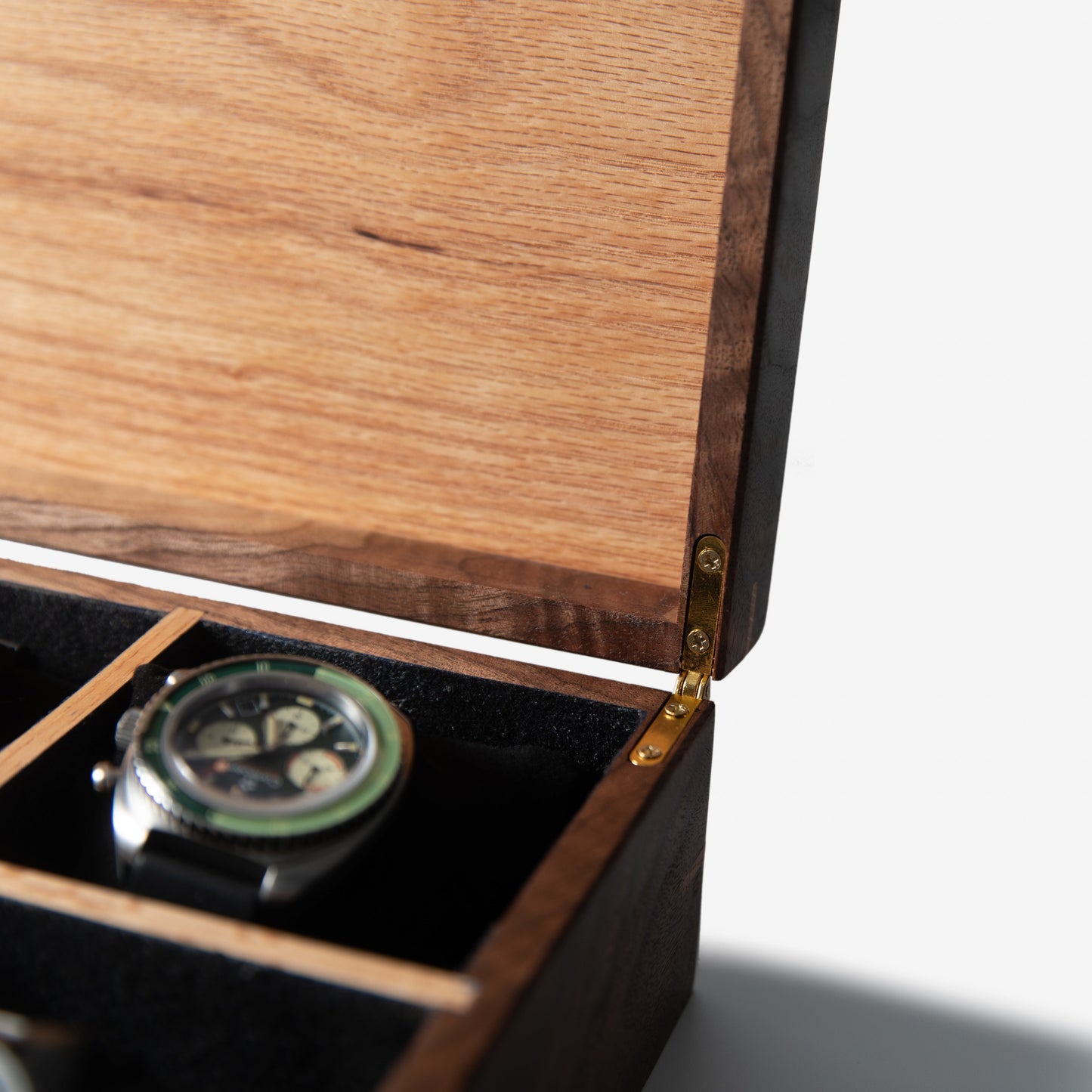 Watch Box - Black Walnut and Oak - 8 Compartments