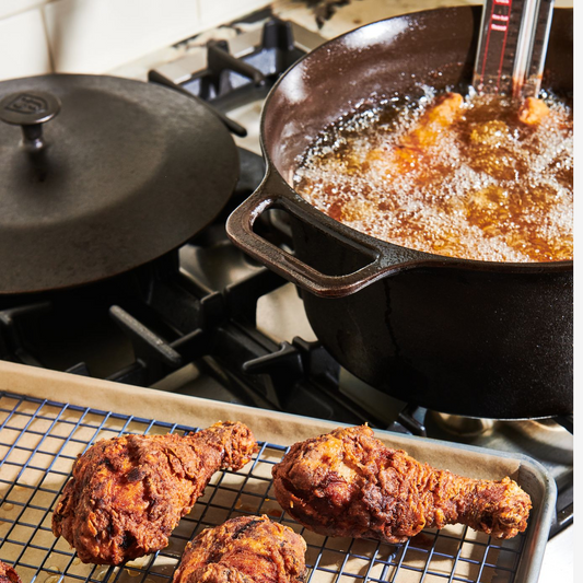 No.10 Cast Iron Dutch Oven by Field Company
