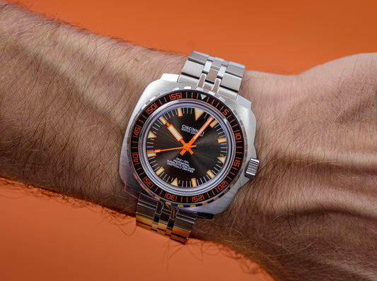 Desk Diver Professional Dive Watch Black & Orange