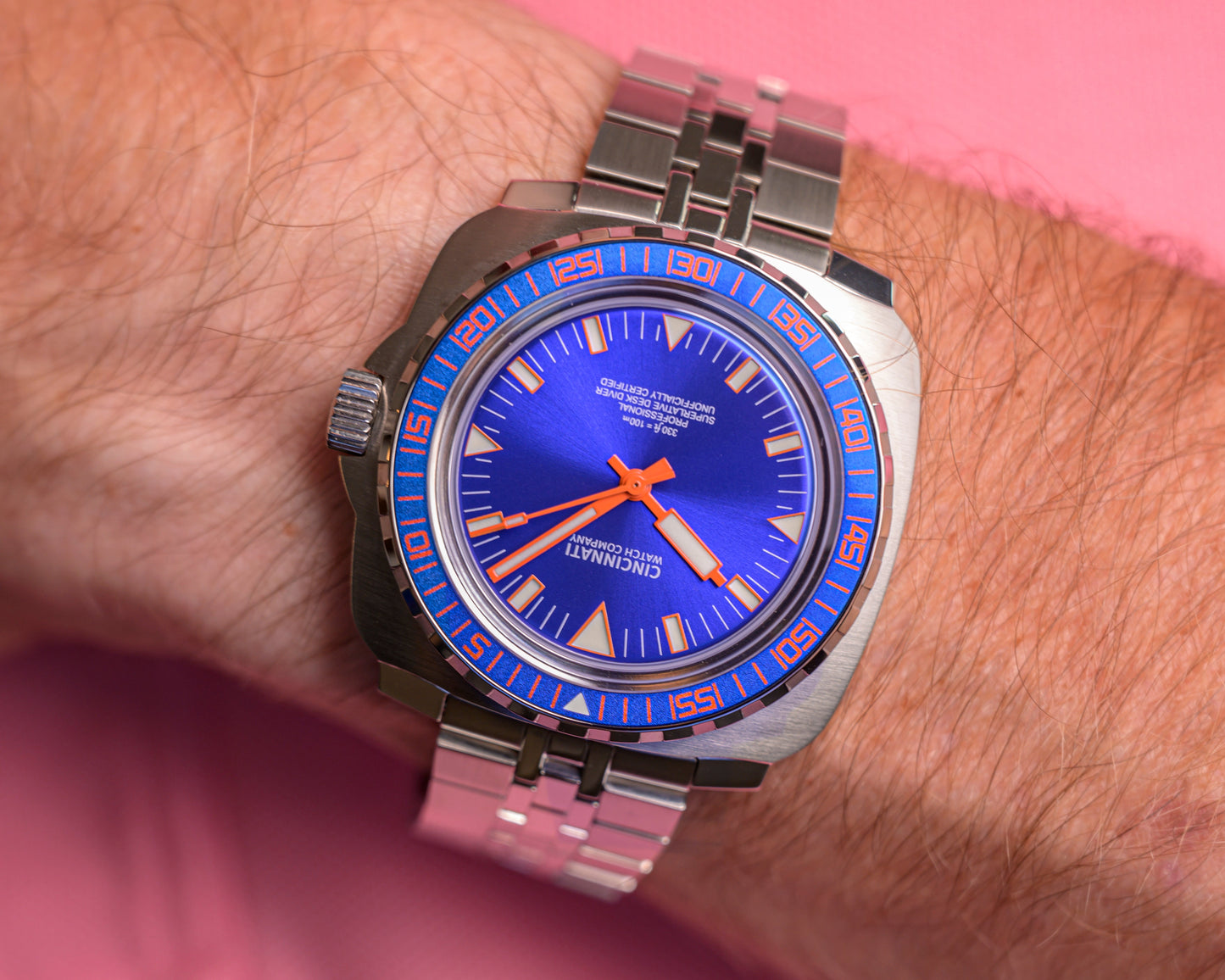 Desk Diver - Professional Electric Blue