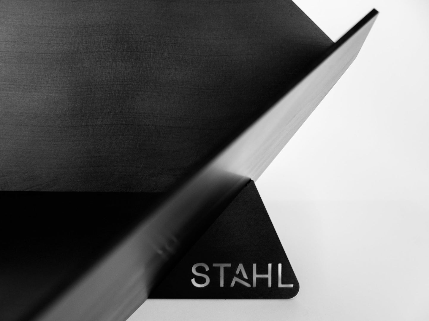 Stahl X Firepit Wood Burning Aluminum Outdoor Heater